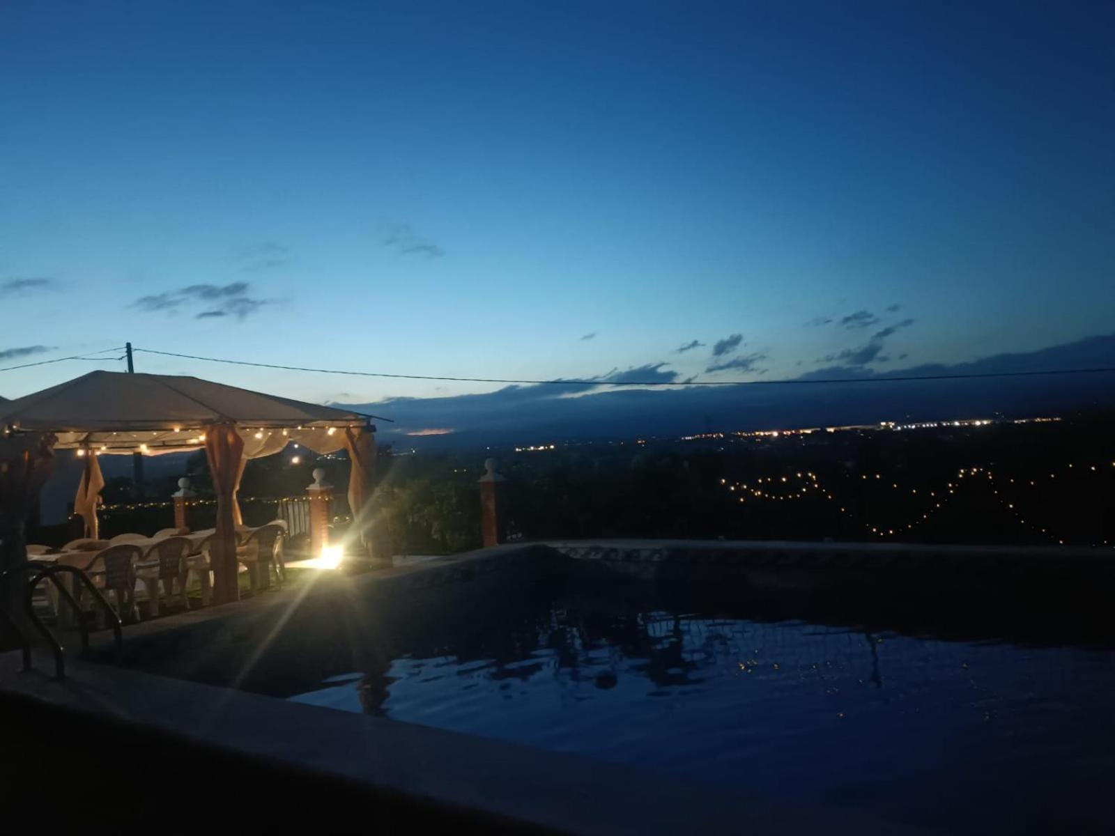 Bedroom With Private Bathroom And Two-Bedroom Family Suite In Quiet Forest Country House 80M2 Large Swimming Pool Music Town Lliria The Garden And Swimmingpool And Garden Are Shared Exterior foto