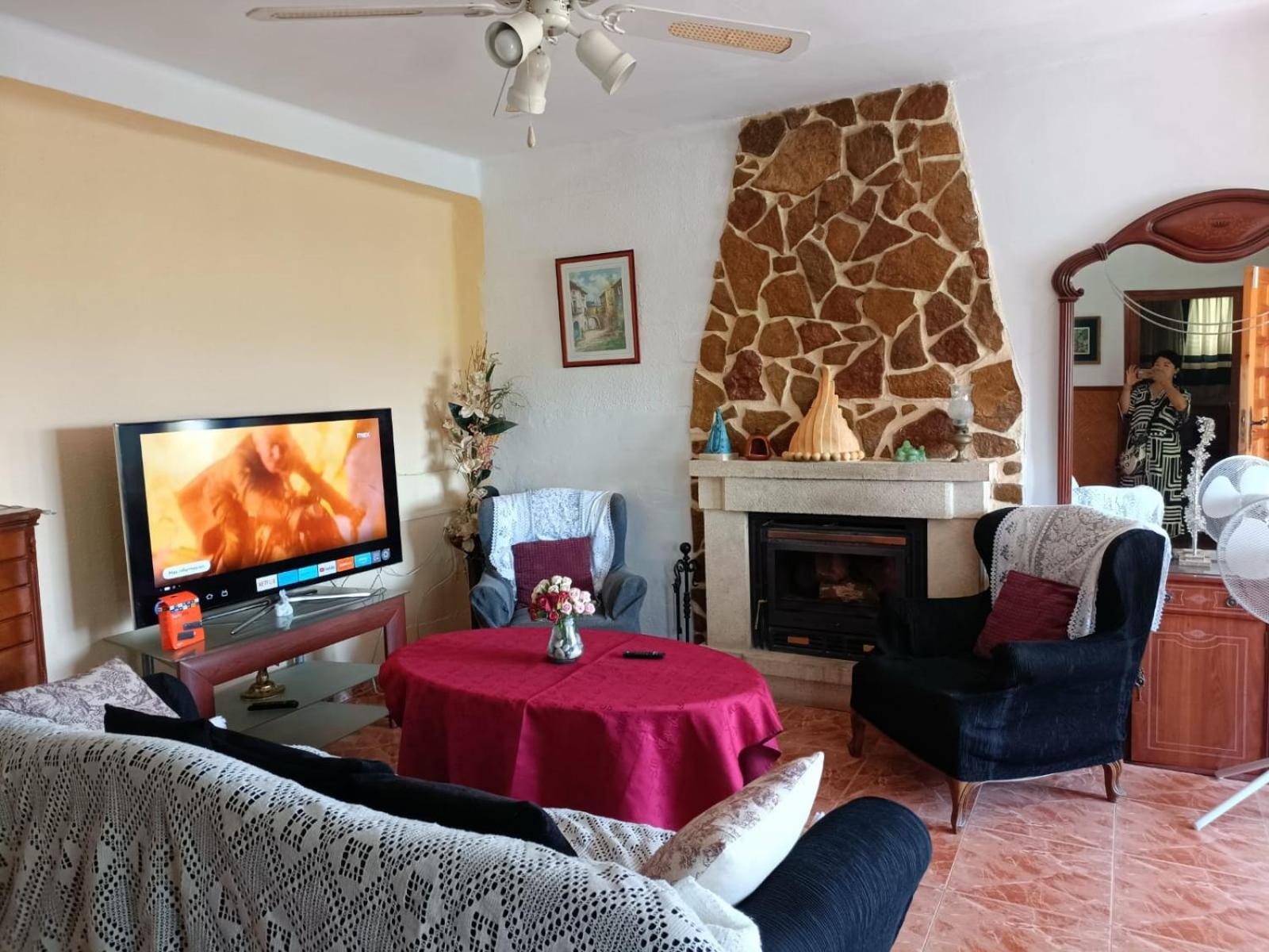 Bedroom With Private Bathroom And Two-Bedroom Family Suite In Quiet Forest Country House 80M2 Large Swimming Pool Music Town Lliria The Garden And Swimmingpool And Garden Are Shared Exterior foto
